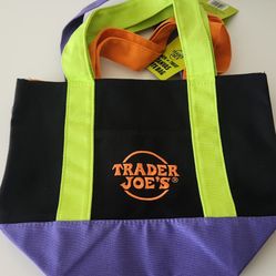 Trader Joe's Trick Or Treat Canvas Tote Bags.Set Of 3.
