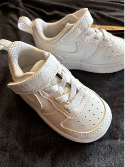 Nike baby shoes-size 5C brand new