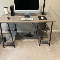 Rooms To Go Computer Desk