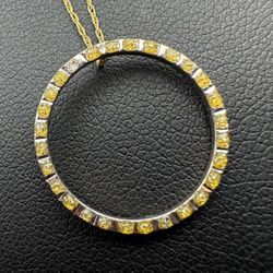 14k solid yellow gold Necklace chain with circle pendant 18” 0.5mm 0.8 grams 0.45 CTW