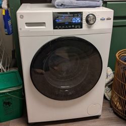 GE 2-IN-1 Washer/Dryer Combo
