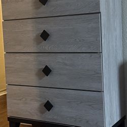 King Bedroom/Queen Bedroom