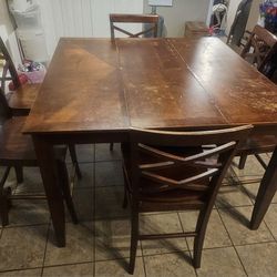 Table And Chairs 75 Or Best Offer 