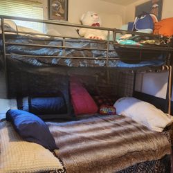 Bunk Bed 