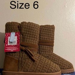 Brand New Womens boots