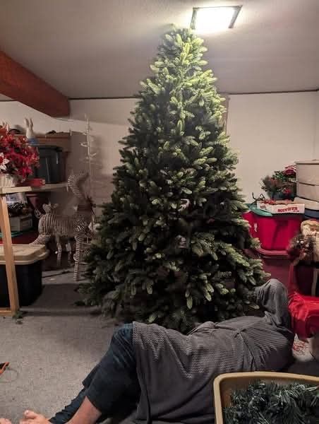7ft Christmas Tree Pre Lit