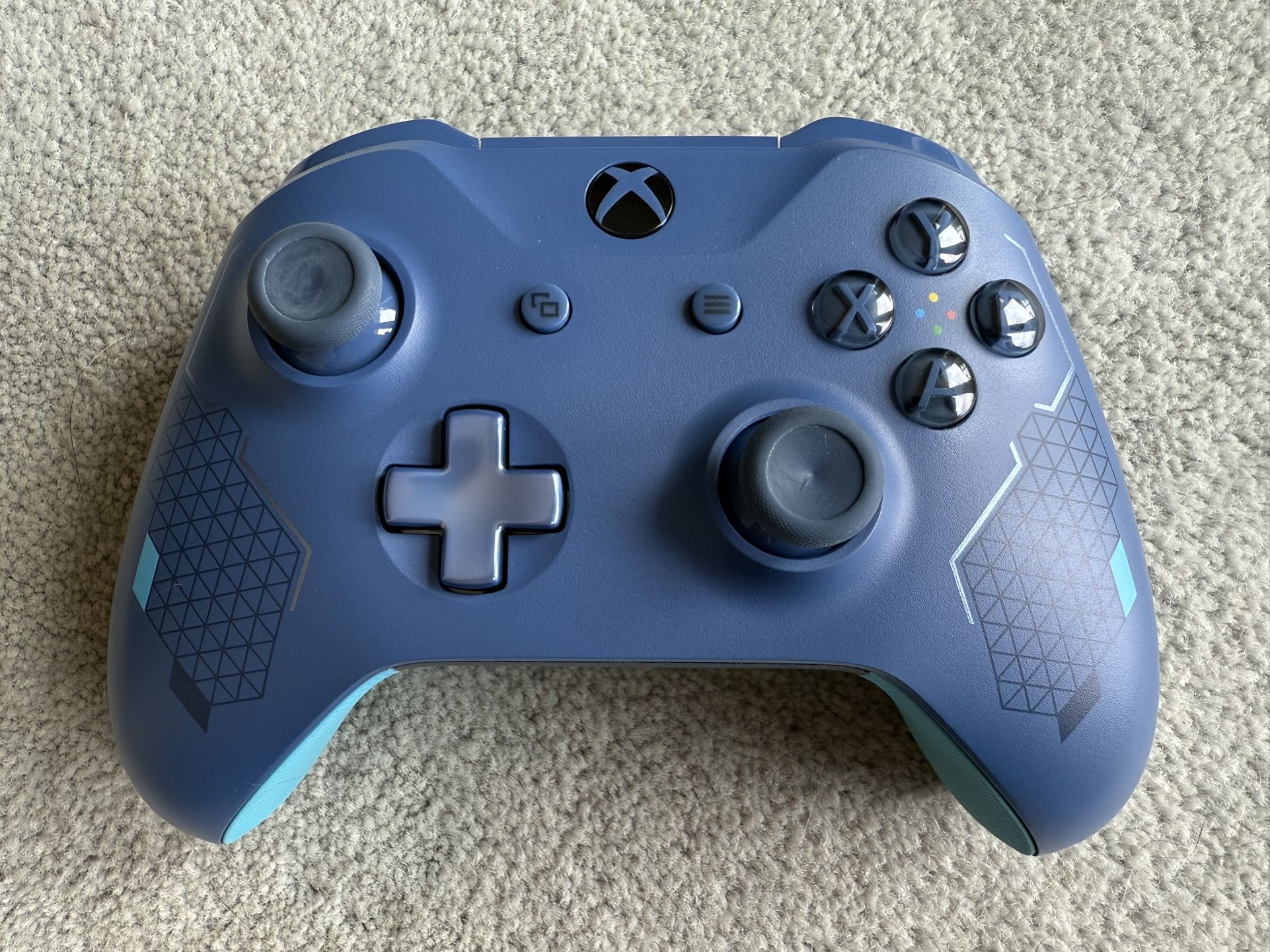 ***NO TRADES!!!*** Sport Blue Xbox One controller ***NO TRADES!!!***