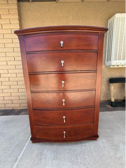 Cherry Oak Bedroom Furniture Set For Sale