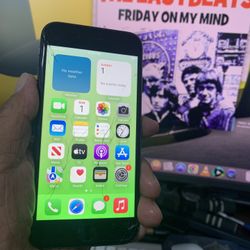 iPhone 8-64GB Crack For AT&T For Sale $45