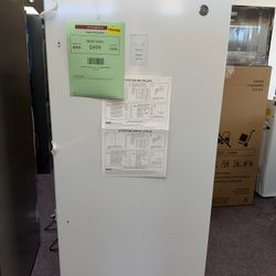 Garage Ready 14.1 cu. ft. Frost Free Defrost Upright Freezer in White