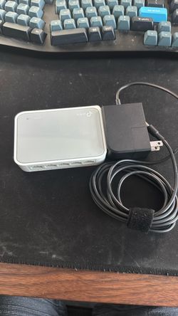 tp-link ethernet switch (5 ports)