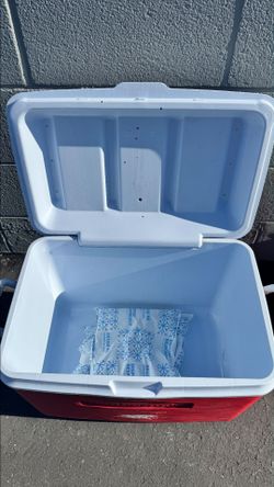 Rubbermaid Red White Insulated Cooler w/ 3 Reusable Ice Packs Pre-Owned

Rubbermaid Red & White Insulated Cooler with 3 Reusable Ice Packs