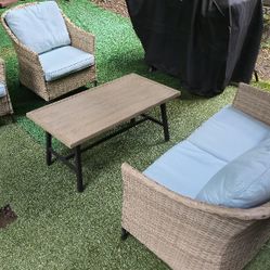 Outdoor furniture set