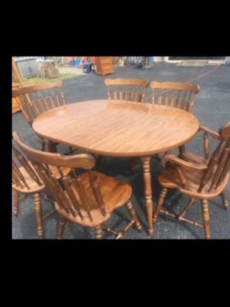 Early American Temple Stewart Dining Table w 6 Chairs -2 Leaves 2 of the 6 chairs are Captian chairs
