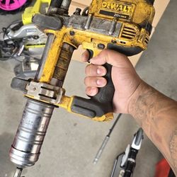 Dewalt Grease Gun
