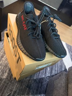 Yeezy 350 v2 size 12