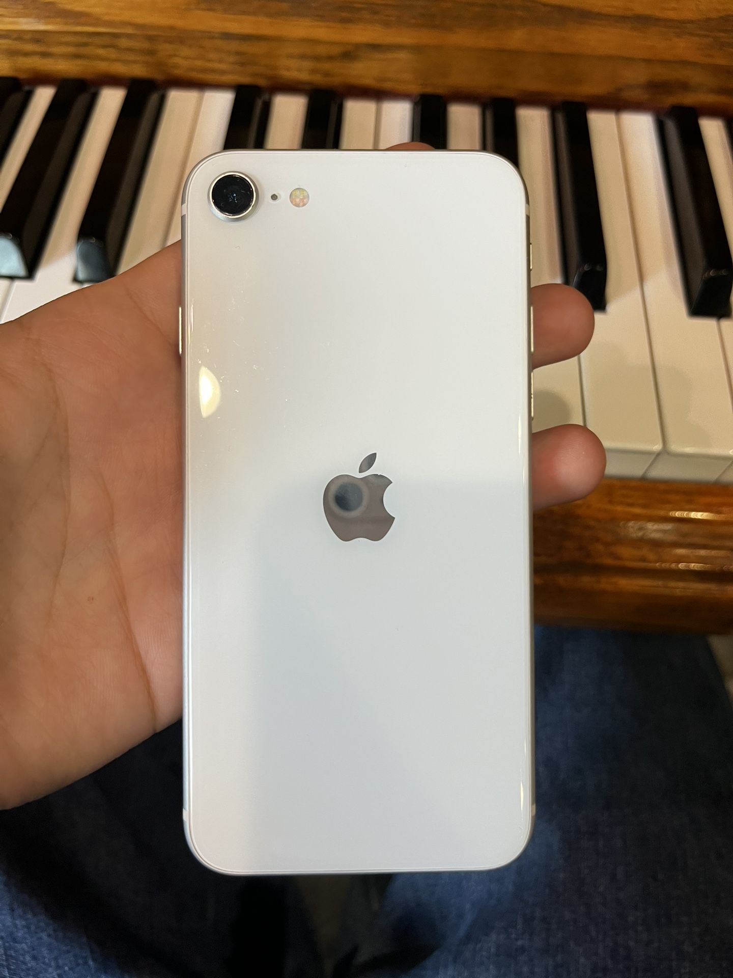 iPhone SE 2