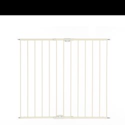 Tall Easy Swing & Lock Gate Linen Collection