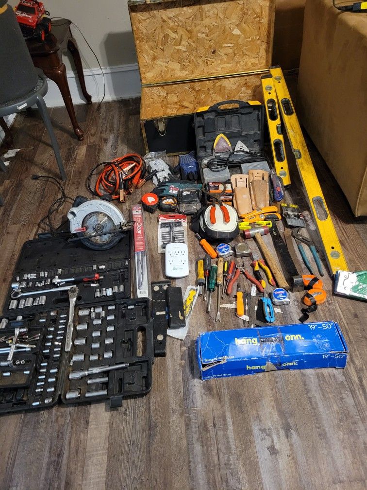 Carpenter Tools