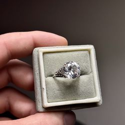 Gorgeous 😍😍!! Giant Cubic Zirconia Ring Set In 925 Sterling Silver !