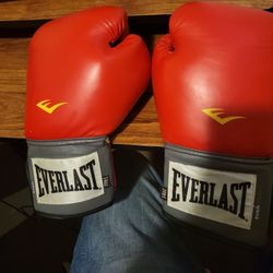 Boxing Gloves That I Need To Get Rid Of Now! 