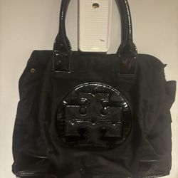 Tory burch overnight bag top