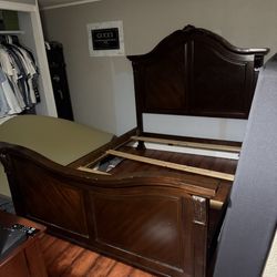 Queen Bed Frame 