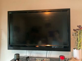 Vizio tv and stand