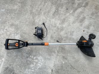 Electric Trimmer With Charging Station