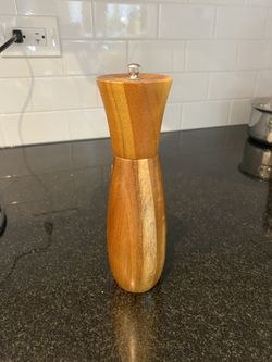 Pepper mill