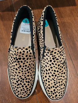 Women's shoes size 8