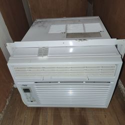 Artic King 10,000 BTU AC