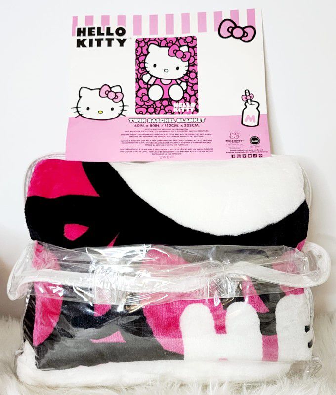 Hello Kitty Blanket (Brand New)