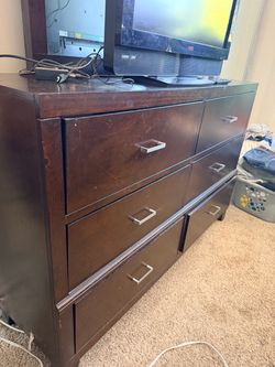 Bedroom set