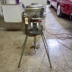 1938 Bendix Aviation “Pop Top” Boat Motor