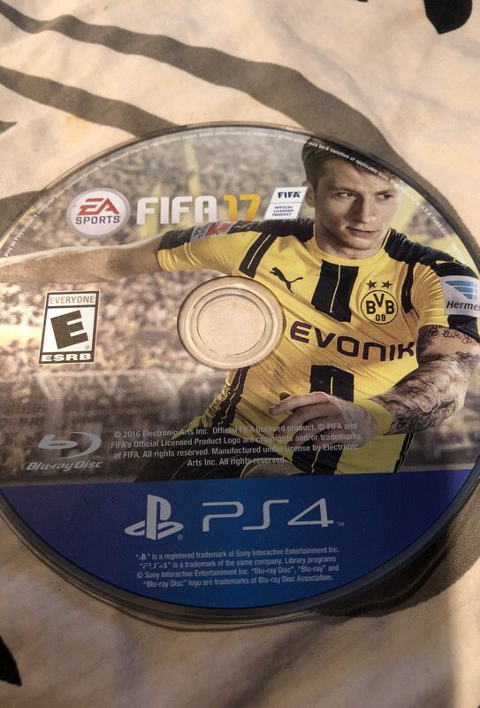 FIFA 17 PS4 Game
