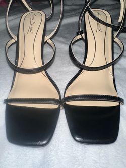 7.5 Anne Michelle Black Strappy Heeled Sandals