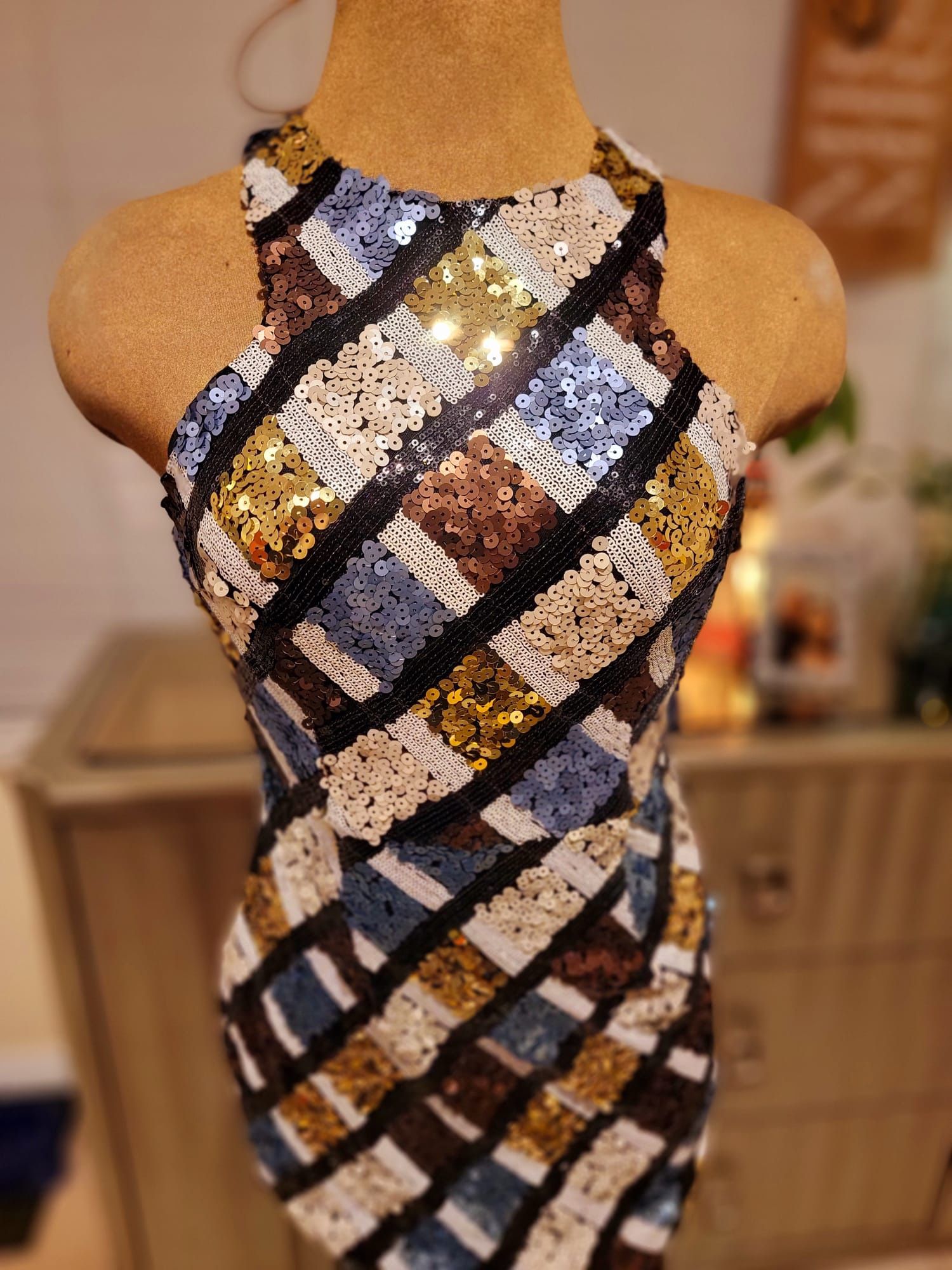 Chelsea & Violet Sz S Sequin Dress Open Back