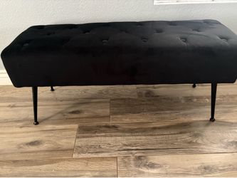 black bench