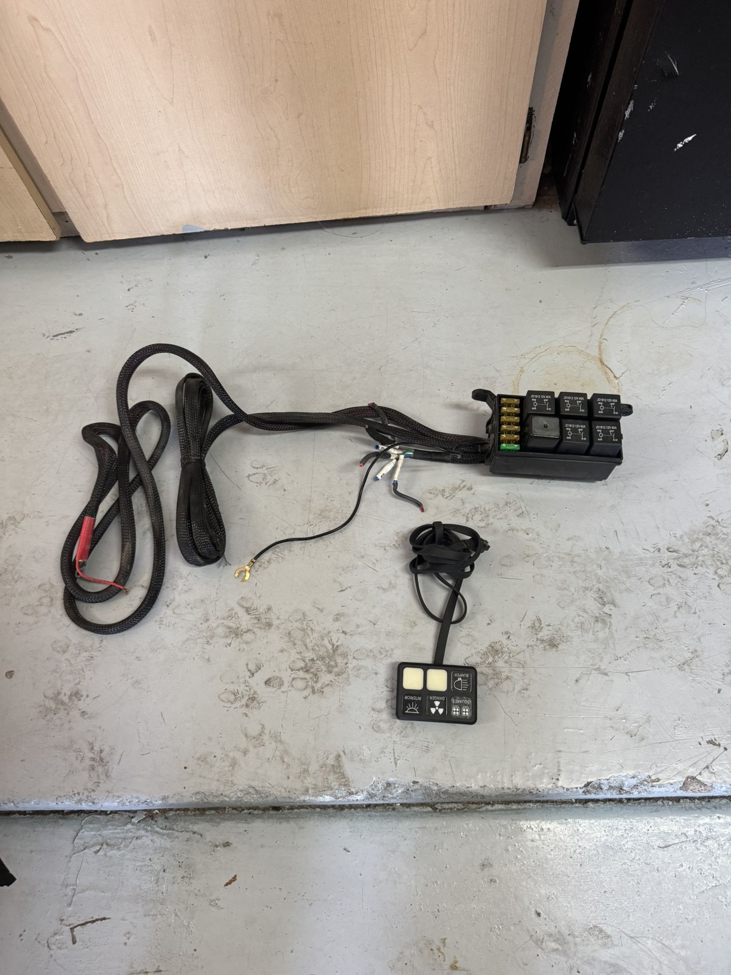 Universal 6 gang switch panel for accessories