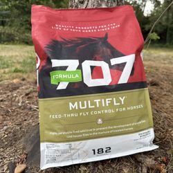 Formula 707 ‘Multifly’ Horsefeed