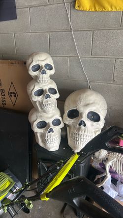 Halloween Decor
