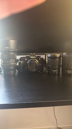 Nikon Zf plus lens, Nikon 40 f2, 17-28 2.8, 24-70 f4 s, 85mm f1.4 pro
