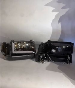 HL-LB-F15092-BK  1(contact info removed) Ford F150/F250/F350 Ford Bronco Black LED DRL