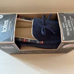 New In Box Tote Men’s Memory Foam Slippers 