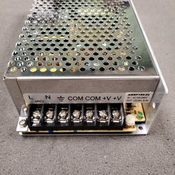 Triad Magnetics AC/DC Converter 24VDC 150W