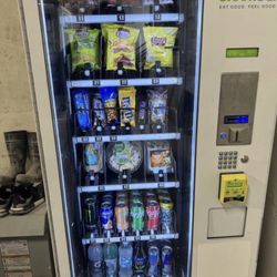 Drinks/Snacks Combo Machine With Credit Card Reader 