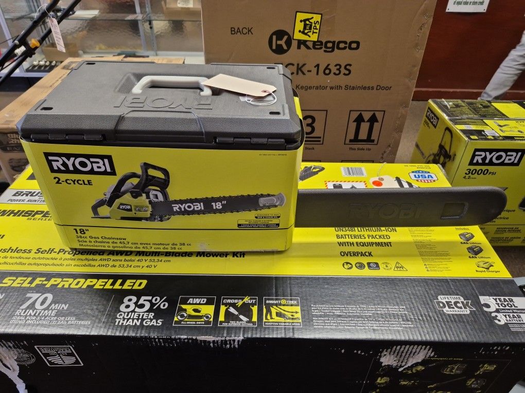 NEW Ryobi 18" 2 Cycle Gas Chainsaw 38cc RY3818