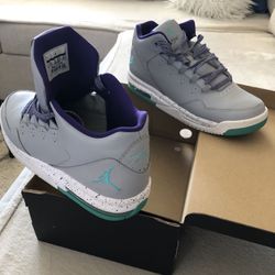 Girls/women’s Jordan shoes