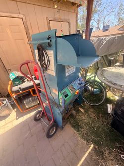 Insulation blow in machine model 475